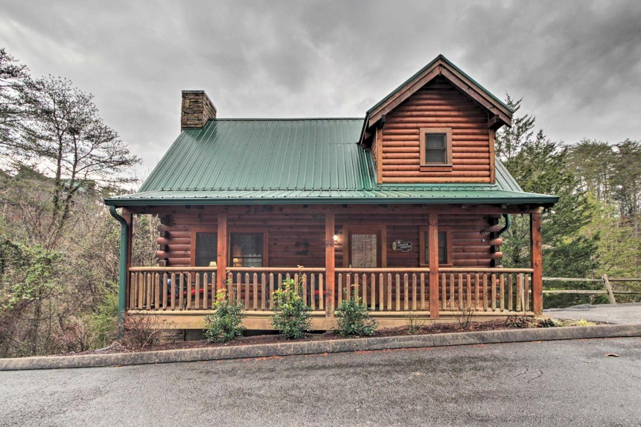 Cabin With Hot Tub About 2 Mi To Island In Pigeon Forge! Kültér fotó
