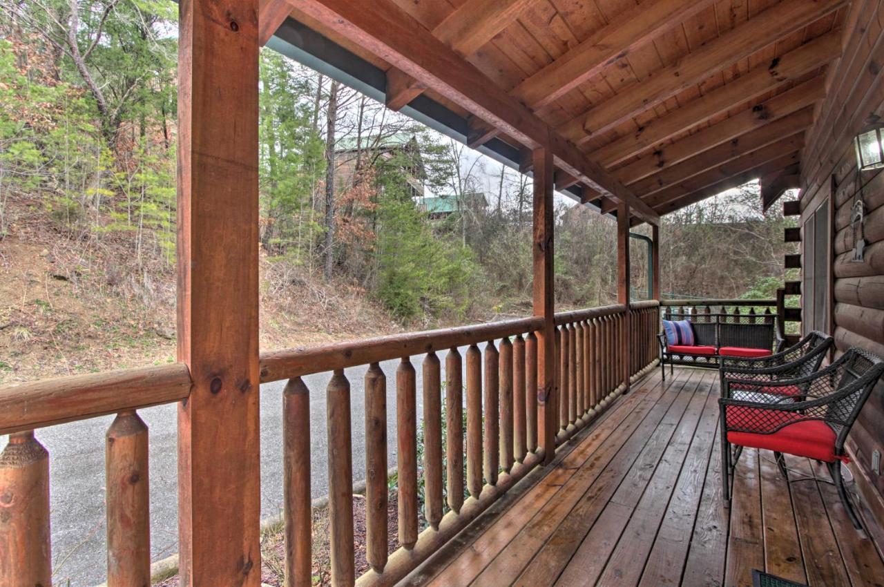 Cabin With Hot Tub About 2 Mi To Island In Pigeon Forge! Kültér fotó